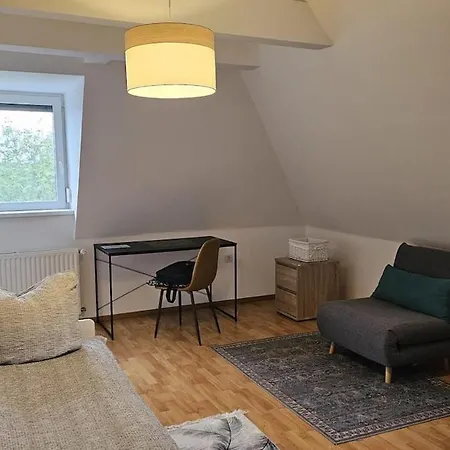Apartmán Stilvolles Fuer 4 Personen In *