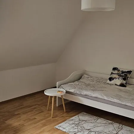 Apartmán Stilvolles Fuer 4 Personen In *